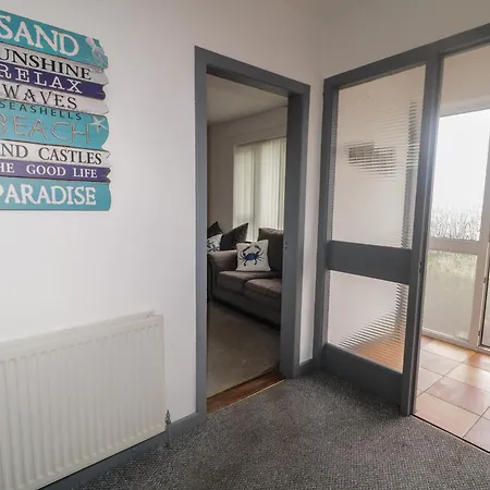 The Island's View * ليتيركيني